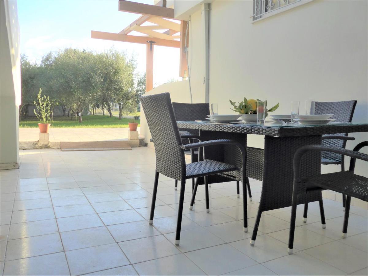 Kalamaki Plaza Apartments Extérieur photo